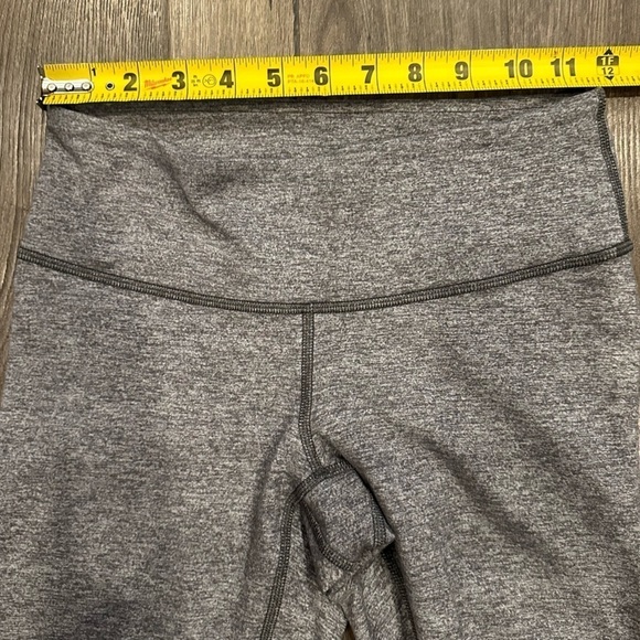 Lululemon Wunder Under Crop Leggings Heathered Slate Gray Mid Rise Size 4 Yoga - Picture 8 of 10